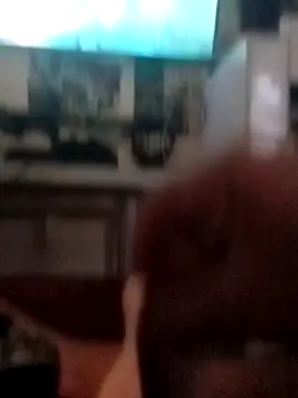 CubanoFull online show from February 12, 2025, 4:33 pm