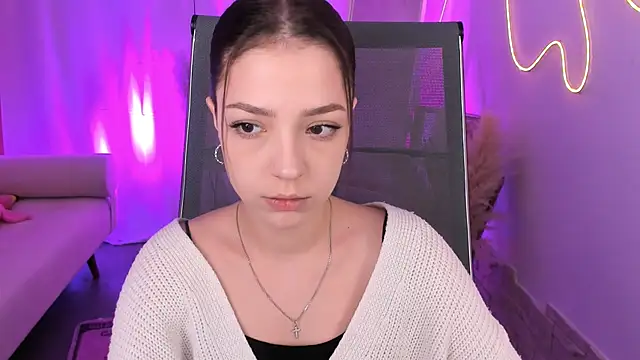 PamBeesly online show from January 12, 2026, 8:32 am