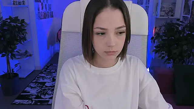 PamBeesly online show from October 31, 2025, 11:07 am