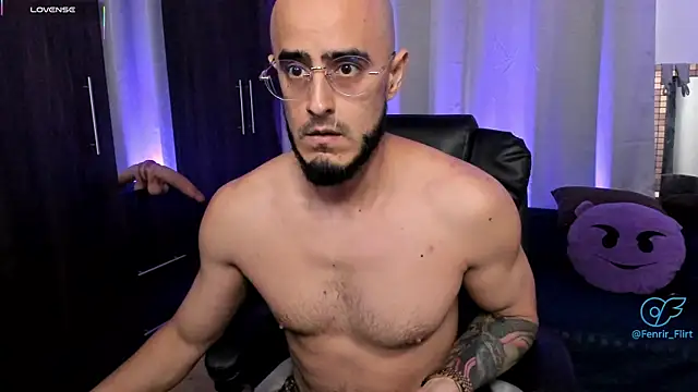Snapshot of Fenrir_flirt chatting on September 13, 2025, 12:16 pm Fenrir flirt online show from September 13, 2025, 12:16 pm
