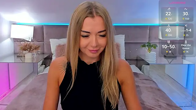 Snapshot of SusanBlair chatting on September 21, 2025, 12:21 pm SusanBlair online show from September 21, 2025, 12:21 pm