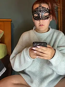 lexxie tuga online show from February 12, 2025, 11:30 pm