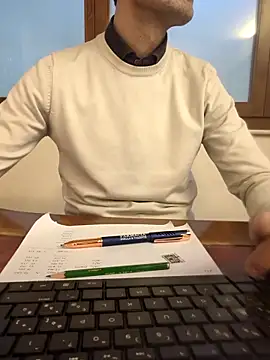 AvvocatoPorco online show from February 17, 2025, 10:51 am