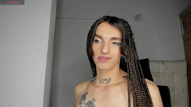 CharlotteWings online show from February 22, 2025, 12:16 am