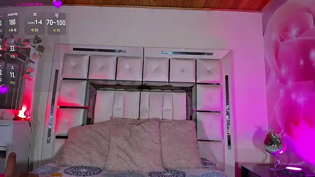 emili clark online show from January 13, 2026, 4:27 am