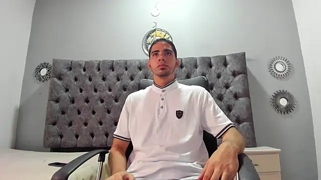 RYAN PATERSON online show from January 24, 2025, 7:28 pm