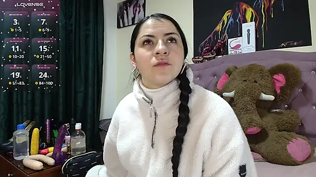 Emmie Hot online show from October 23, 2025, 12:04 pm