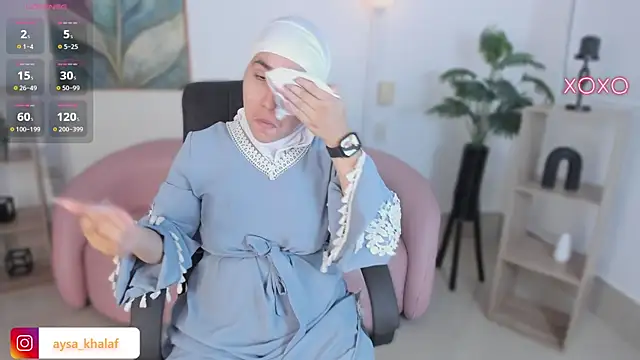 Snapshot of Ayha_khalaf chatting on October 15, 2025, 1:15 am Ayha khalaf online show from October 15, 2025, 1:15 am