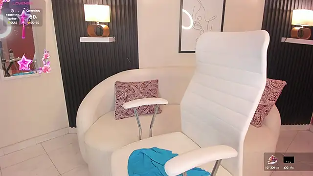 Snapshot of Ayha_khalaf chatting on March 18, 2025, 7:12 am Ayha khalaf online show from March 18, 2025, 7:12 am