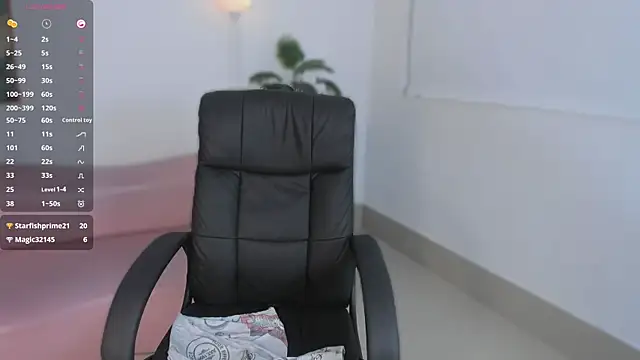 Snapshot of Ayha_khalaf chatting on October 10, 2025, 1:17 am Ayha khalaf online show from October 10, 2025, 1:17 am