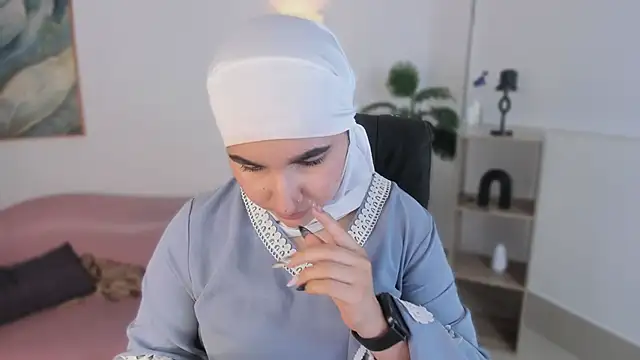 Snapshot of Ayha_khalaf chatting on October 21, 2025, 1:16 am Ayha khalaf online show from October 21, 2025, 1:16 am