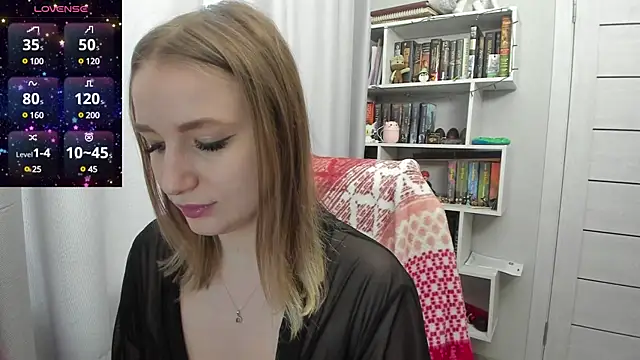 LillyFan-X online show from January 28, 2025, 4:29 am