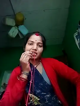 Snapshot of Bhuvi_Bedi chatting on February 13, 2025, 10:23 am Bhuvi Bedi online show from February 13, 2025, 10:23 am
