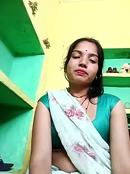 Snapshot of Bhuvi_Bedi chatting on February 27, 2025, 3:15 pm Bhuvi Bedi online show from February 27, 2025, 3:15 pm