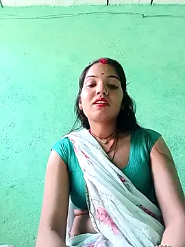 Snapshot of Bhuvi_Bedi chatting on February 27, 2025, 9:07 am Bhuvi Bedi online show from February 27, 2025, 9:07 am
