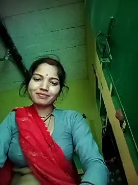 Snapshot of Bhuvi_Bedi chatting on February 9, 2025, 8:43 am Bhuvi Bedi online show from February 9, 2025, 8:43 am