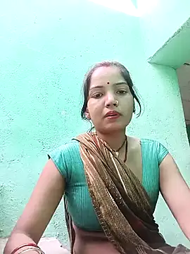 Snapshot of Bhuvi_Bedi chatting on March 7, 2025, 10:02 am Bhuvi Bedi online show from March 7, 2025, 10:02 am