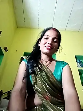 Snapshot of Bhuvi_Bedi chatting on March 1, 2025, 2:44 pm Bhuvi Bedi online show from March 1, 2025, 2:44 pm
