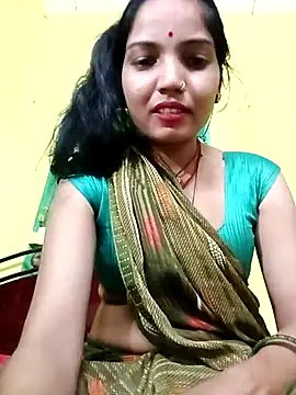 Snapshot of Bhuvi_Bedi chatting on March 5, 2025, 6:54 am Bhuvi Bedi online show from March 5, 2025, 6:54 am