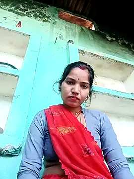 Snapshot of Bhuvi_Bedi chatting on February 11, 2025, 10:36 am Bhuvi Bedi online show from February 11, 2025, 10:36 am