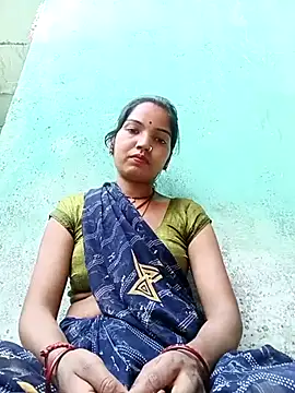 Snapshot of Bhuvi_Bedi chatting on March 12, 2025, 11:54 am Bhuvi Bedi online show from March 12, 2025, 11:54 am