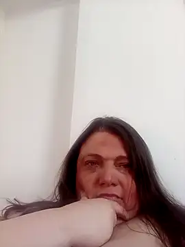 HotHornyEmmaX online show from February 6, 2025, 12:37 pm