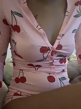 shay212 online show from February 10, 2025, 2:48 pm