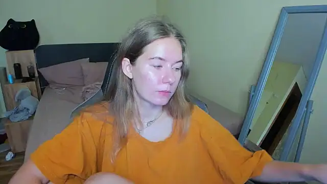 EmilyPaw online show from September 20, 2025, 9:14 am