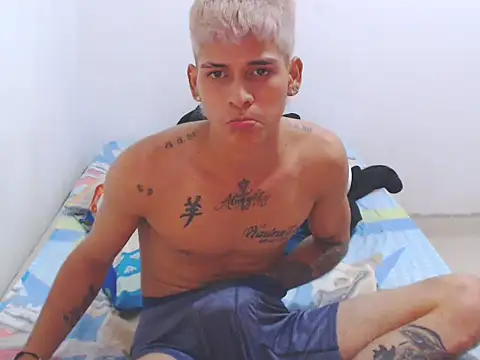 lu nastyboy18 online show from February 6, 2025, 8:50 am