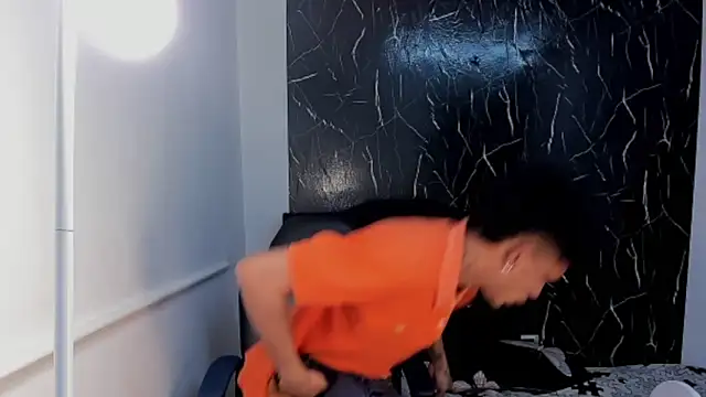 Snapshot of carlos_alber12 chatting on November 6, 2025, 3:16 pm carlos alber12 online show from November 6, 2025, 3:16 pm