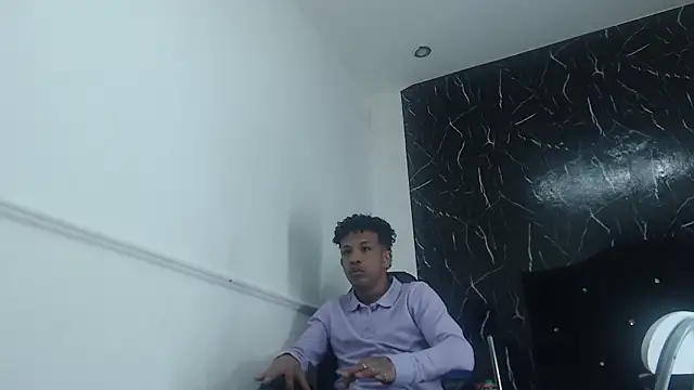 Snapshot of carlos_alber12 chatting on October 3, 2025, 12:17 pm carlos alber12 online show from October 3, 2025, 12:17 pm