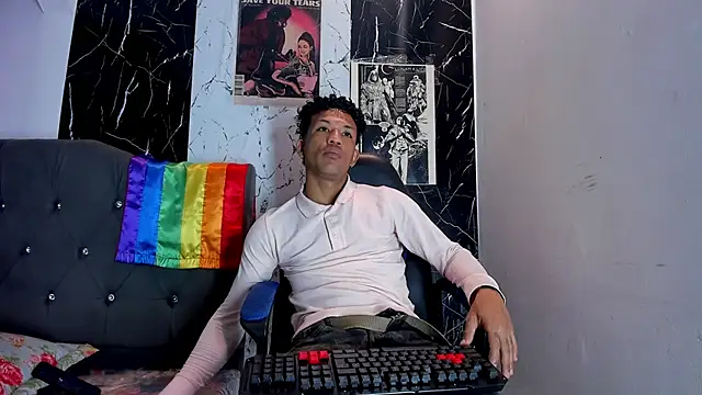 Snapshot of carlos_alber12 chatting on September 23, 2025, 12:56 pm carlos alber12 online show from September 23, 2025, 12:56 pm