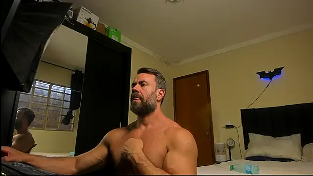 sexyflight online show from October 1, 2025, 5:39 pm