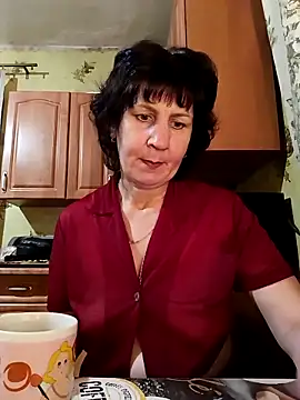 Laura Kiss online show from March 1, 2025, 4:11 pm