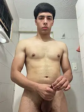 Snapshot of max_ryderr chatting on March 18, 2025, 3:34 am max ryderr online show from March 18, 2025, 3:34 am