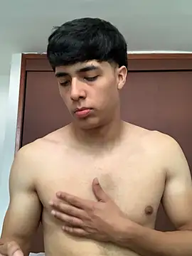 Snapshot of max_ryderr chatting on January 27, 2025, 3:50 pm max ryderr online show from January 27, 2025, 3:50 pm