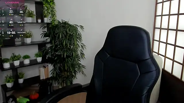 KristineBeauty online show from September 30, 2025, 8:42 am