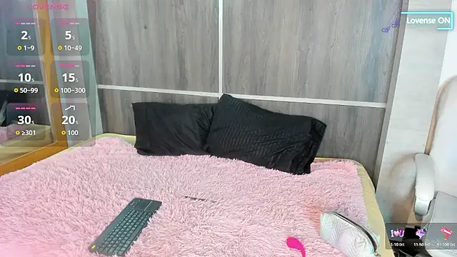 Bryna  online show from January 13, 2026, 4:38 am