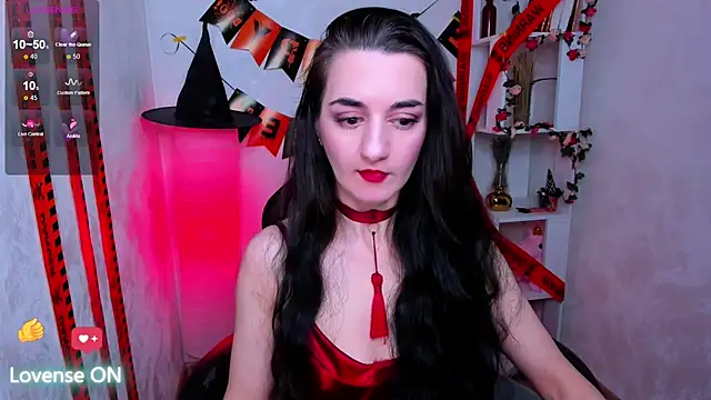 Snapshot of JessicaAlfo chatting on October 28, 2025, 2:12 am JessicaAlfo online show from October 28, 2025, 2:12 am