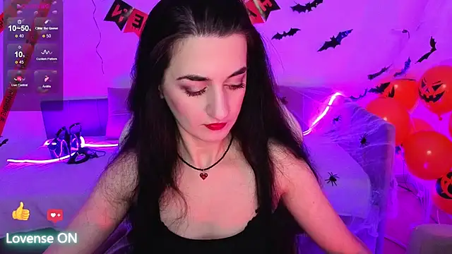 Snapshot of JessicaAlfo chatting on October 29, 2025, 2:21 am JessicaAlfo online show from October 29, 2025, 2:21 am