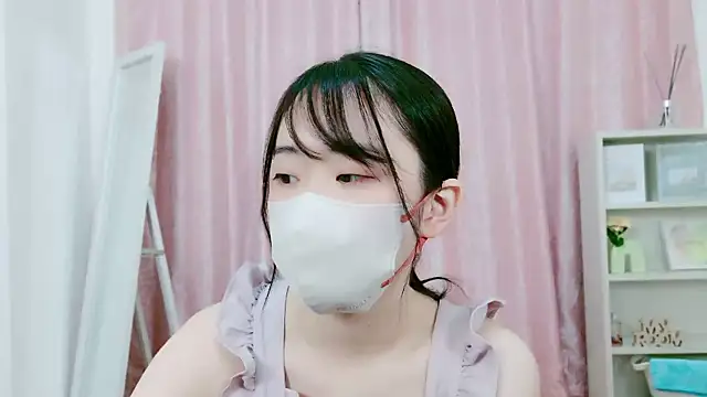 SOPHIA JP online show from September 12, 2025, 12:38 pm