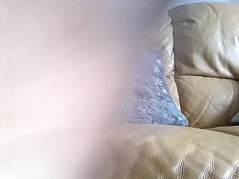 Berniwix2 online show from December 4, 2025, 8:24 am