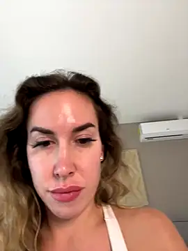 veronikawithDDDs online show from November 25, 2025, 7:47 pm