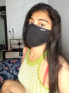 Love-N online show from December 18, 2025, 10:46 pm