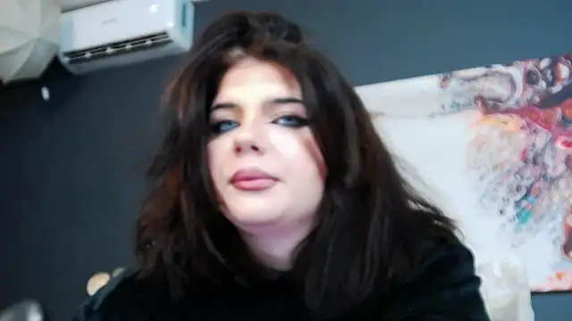SophieRossy online show from February 18, 2025, 5:31 pm
