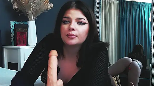 SophieRossy online show from February 5, 2025, 11:17 pm