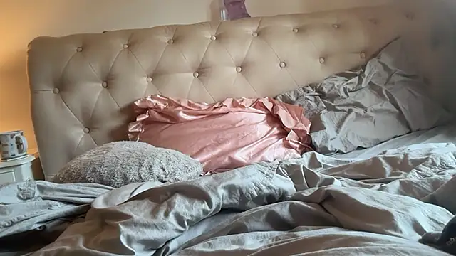 Snapshot of blissdimicco chatting on February 23, 2026, 10:05 am blissdimicco online show from February 23, 2026, 10:05 am