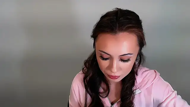 Nikonara Love online show from December 5, 2025, 1:21 pm