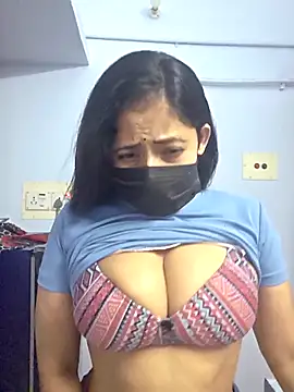 Hot honey77 online show from September 28, 2025, 11:39 am