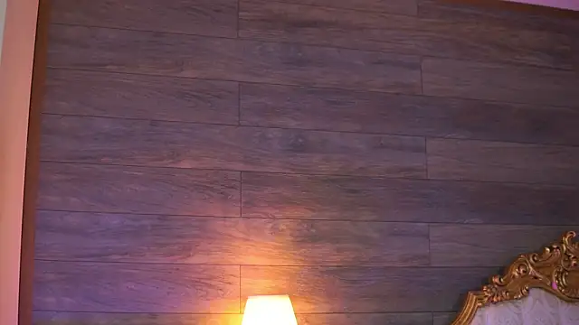 Snapshot of Juicy_Jessye chatting on October 6, 2025, 8:31 pm Juicy Jessye online show from October 6, 2025, 8:31 pm